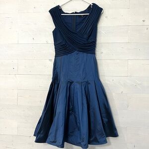Tadashi collection dress 2